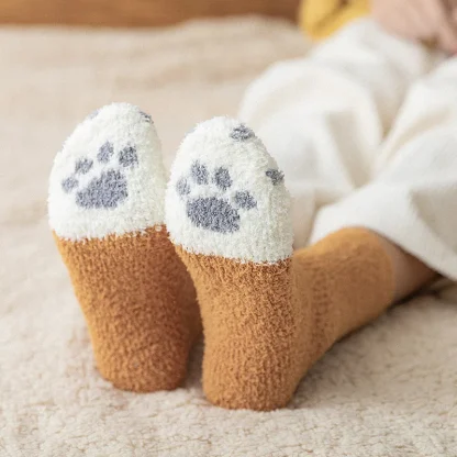 Snuggle Bliss Cozy Fuzzy Socks - Image 4