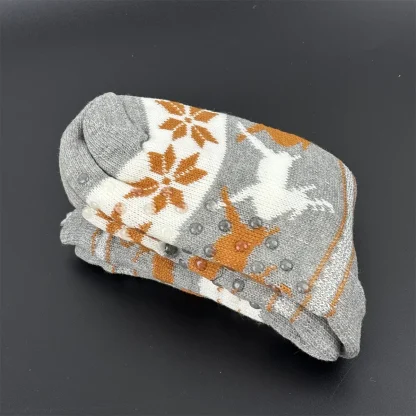 Christmas Cheer Cozy Fuzzy Socks - Image 4