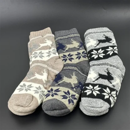 Christmas Cheer Cozy Fuzzy Socks - Image 5