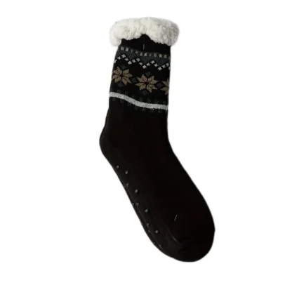 Fluffy Leaf Design Cozy Fuzzy Socks