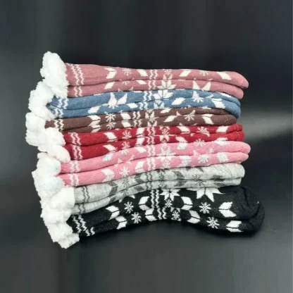 Christmas Thermal Cozy Fuzzy Socks - Image 3